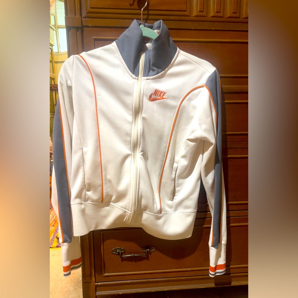 Retro Nike jacket high collar